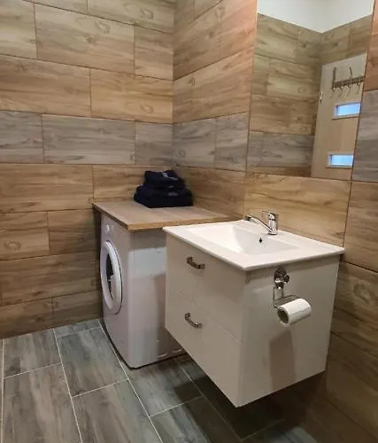 Apartmán 35m2 *